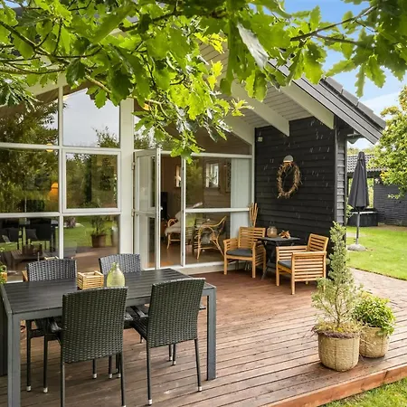 Jarmunrek - 400m To The Fjord By Interhome Skjern