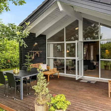 Holiday home Jarmunrek - 400m To The Fjord By Interhome
