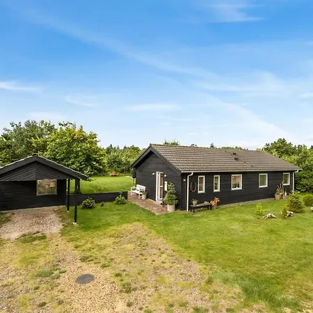 Jarmunrek - 400m To The Fjord By Interhome